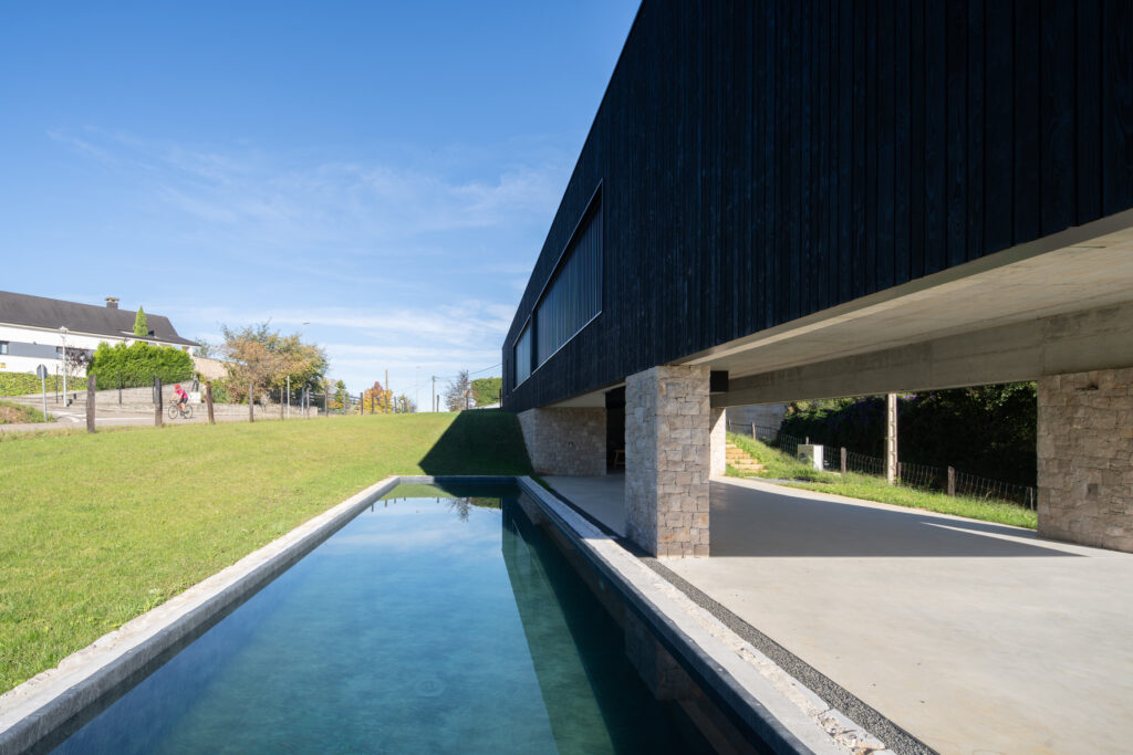 impacto mínimo en la naturaleza, con un diseño moderno y duredero